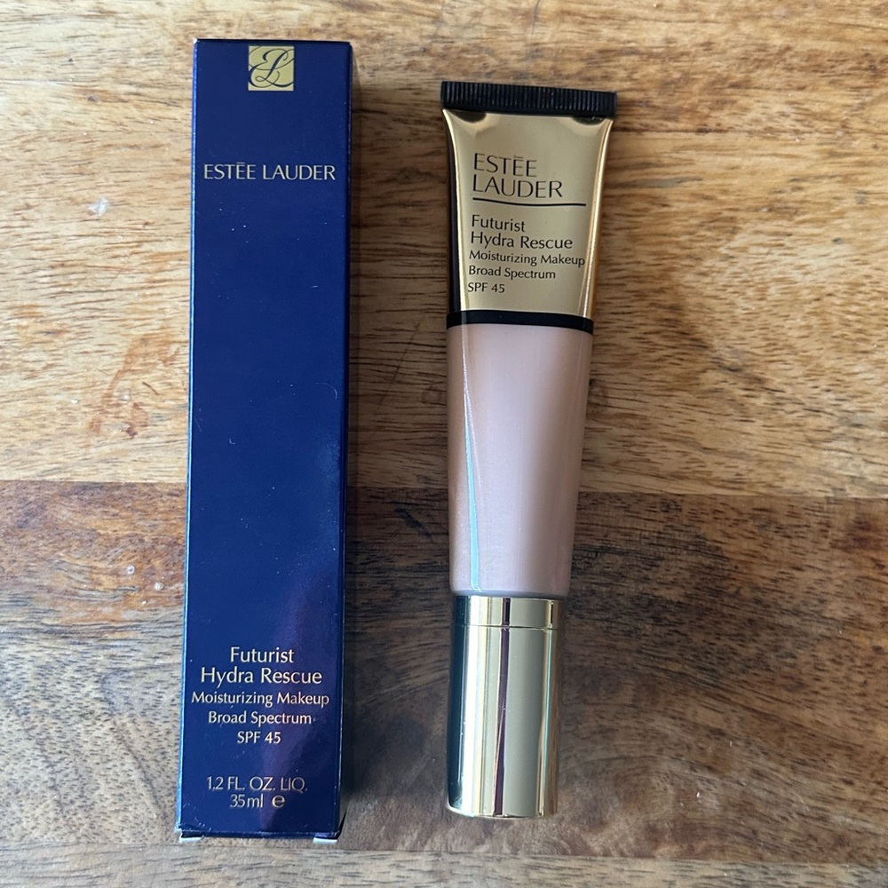 Estee Lauder Futurist Makeup 2N1